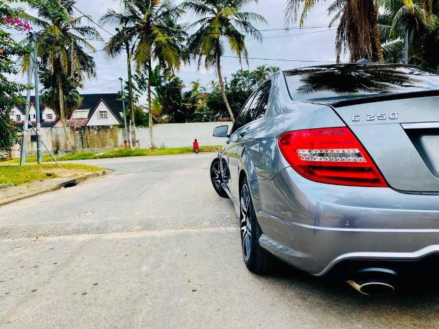 Mercedes-Benz C250 Pack AMG — photo 6