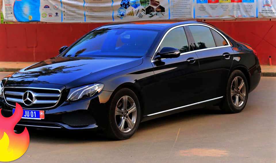 Mercedes Class E — photo 2