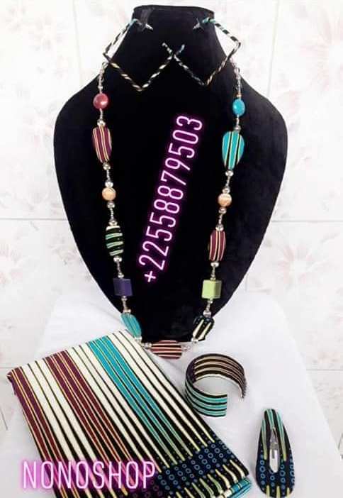 Chaînes, Boucles d'Oreilles, Bracelets et Foulards — photo 2