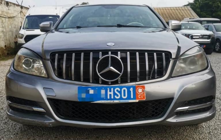 MERCEDES C300 4 MATIC — photo 3