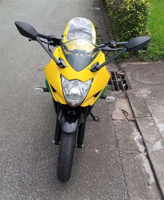 SUZUKI GSX 150 CC 2018 — photo 3
