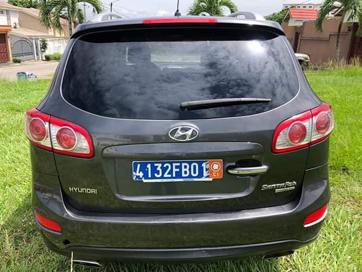 Hyundai Santafe 2010 — photo 4