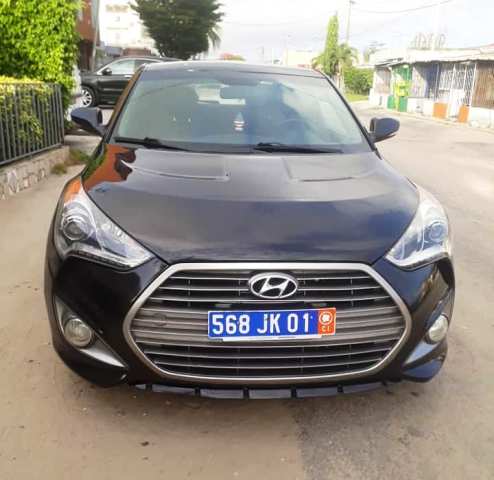 HYUNDAI Velaster Turbo 2014 - 2015 — photo 4