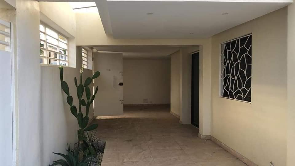 Villa Basse 4 Pièces - Faya Cité féh Késsé