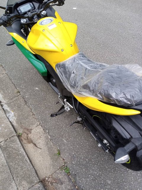 Suzuki GSX150 CC 2018 — photo 4