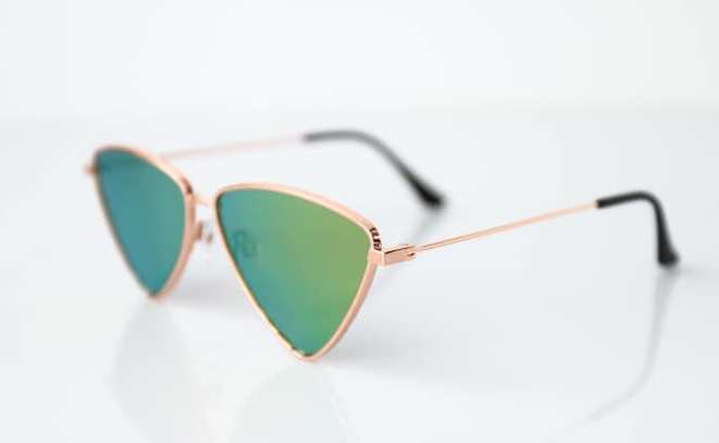 Lunettes De Soleil Colorée — photo 7