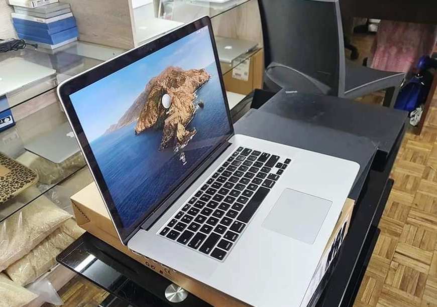 MacBook Pro - Retina — photo 4