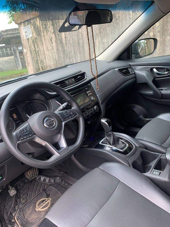 NISSAN ROGUE ANNÉE 2018 — photo 3