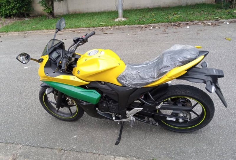 Suzuki GSX150 CC 2018 — photo 2