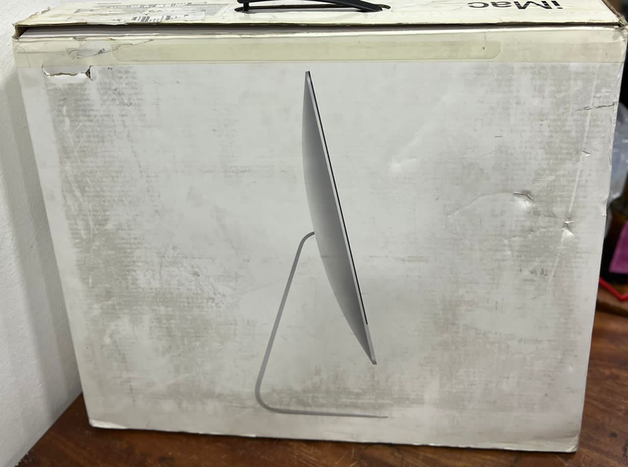 iMac Core i5 (21.5 pouce 2017) NEUF DANS CARTON — photo 3