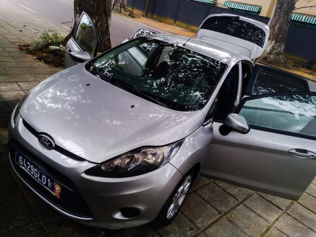 Ford Fiesta 2009 — photo 4