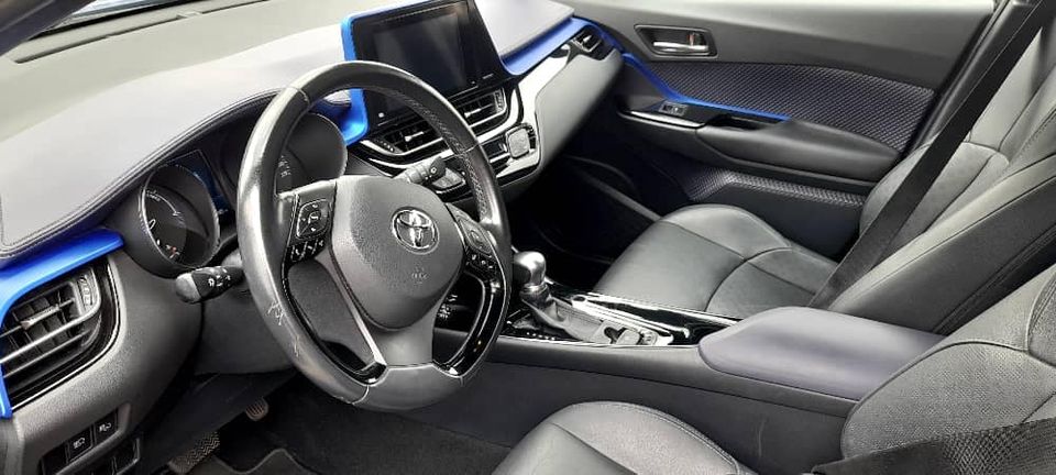 TOYOTA C-HR Hybrid Full Option Année 2018 (KC) — photo 4
