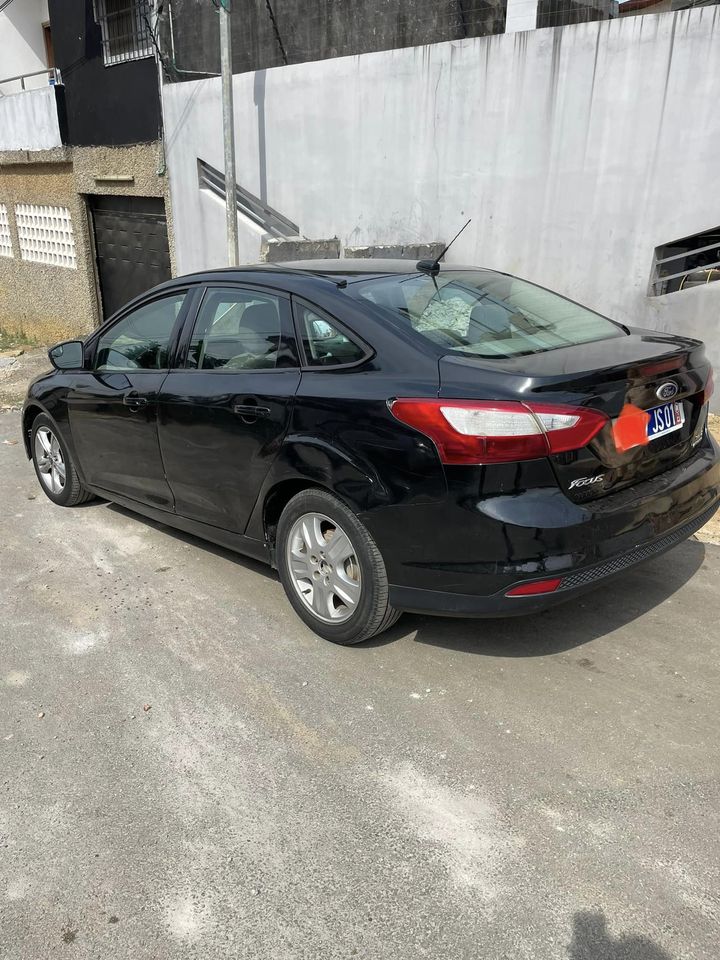 Ford Focus , automatique essence
