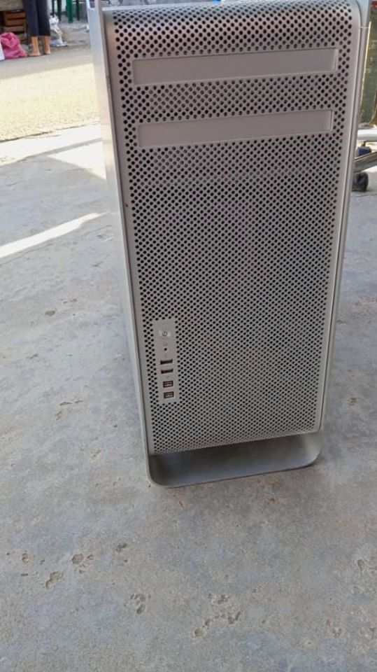 Mac Pro 5.1 - Année 2010 — photo 3