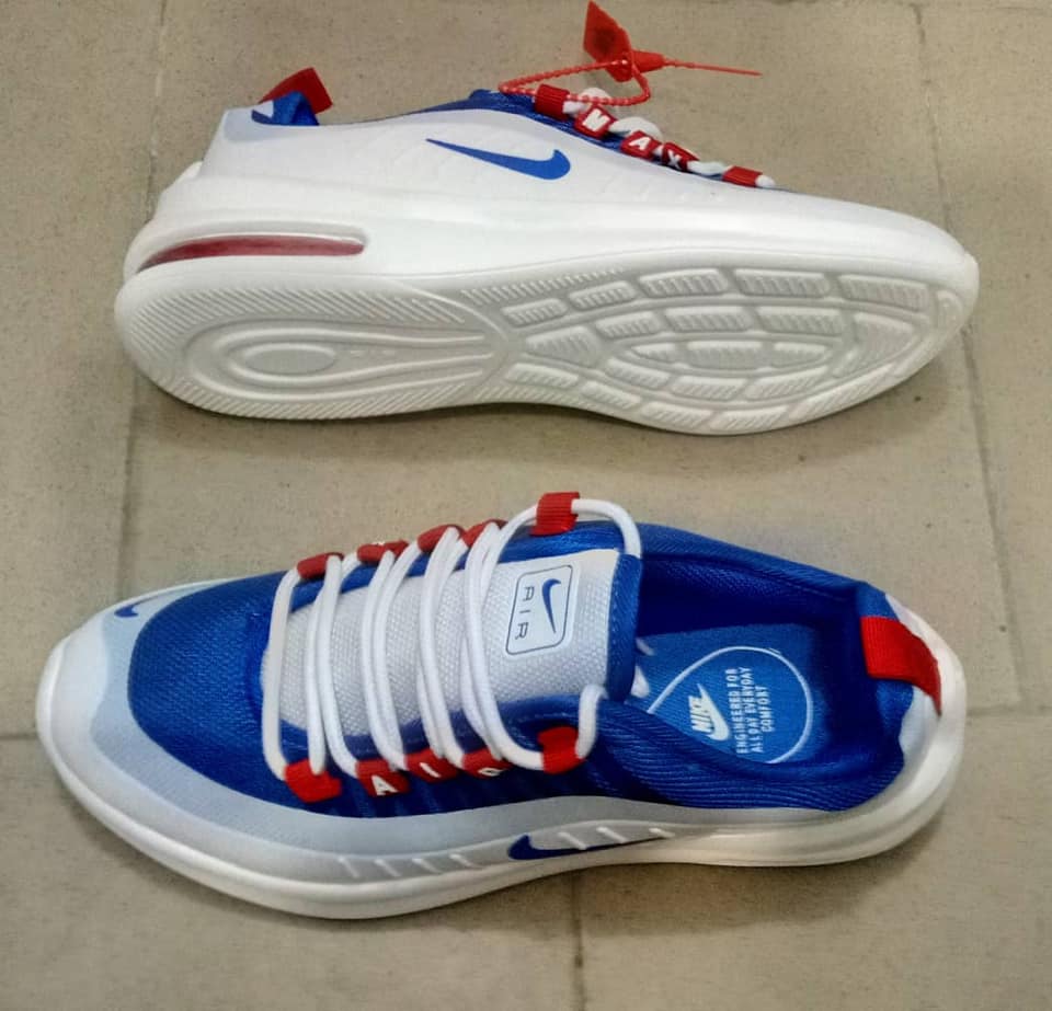 CHAUSSURES — photo 3