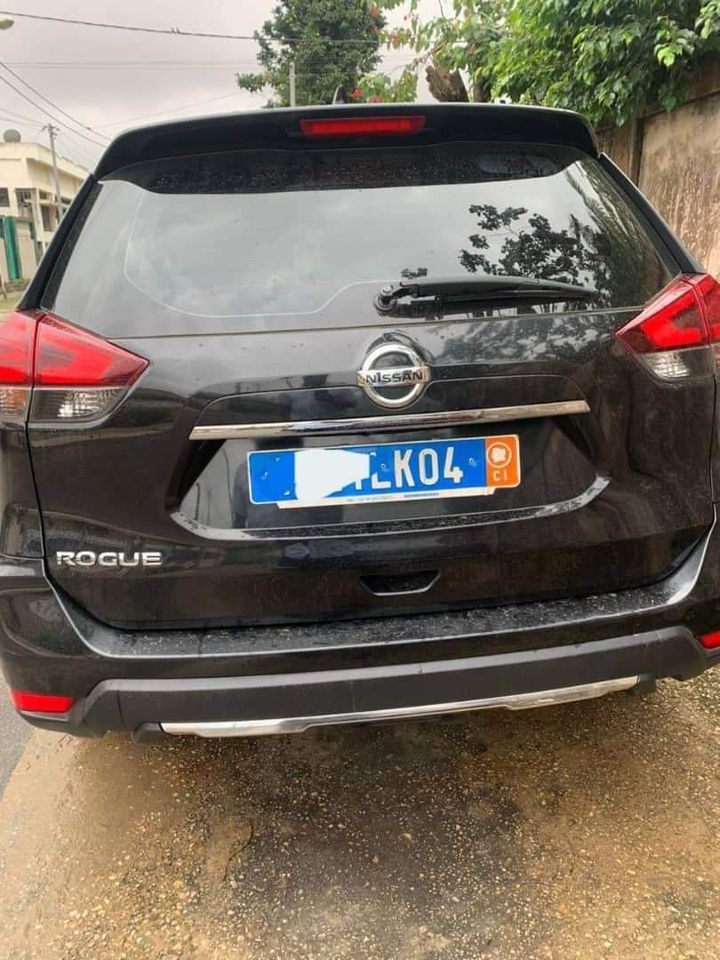 NISSAN ROGUE ANNÉE 2018 — photo 4