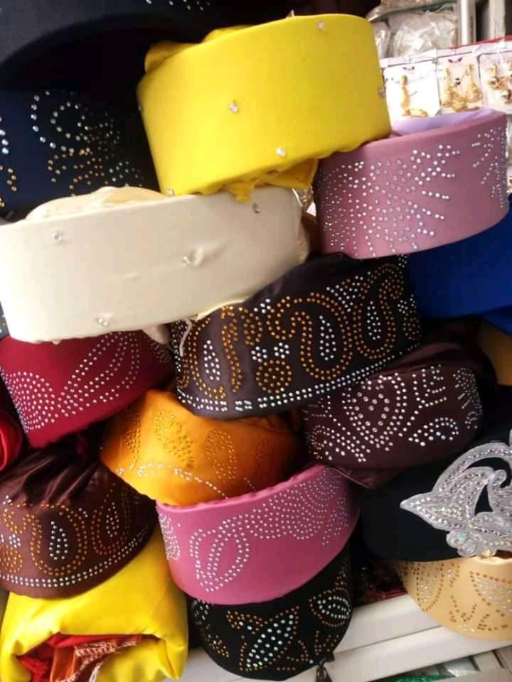 Foulards chapeaux — photo 4