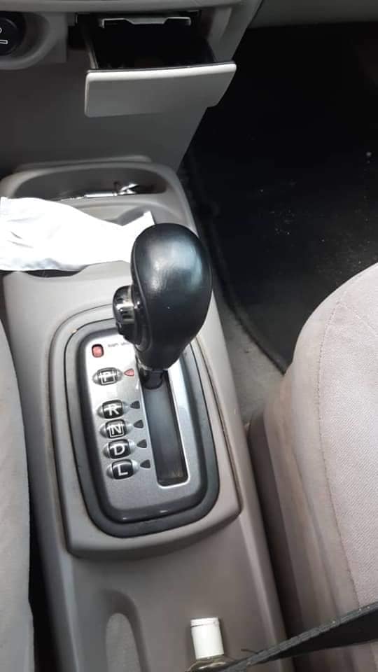 Nissan Almera Tino — photo 4