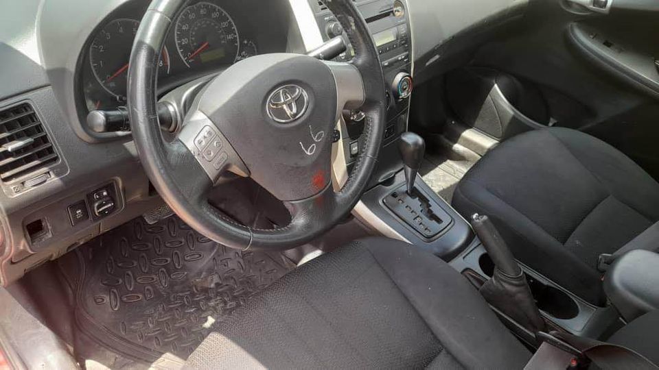 TOYOTA S — photo 2