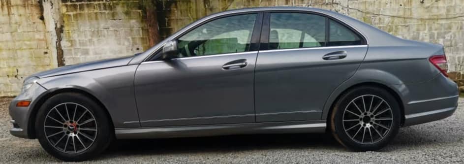 MERCEDES C300 4 MATIC — photo 2