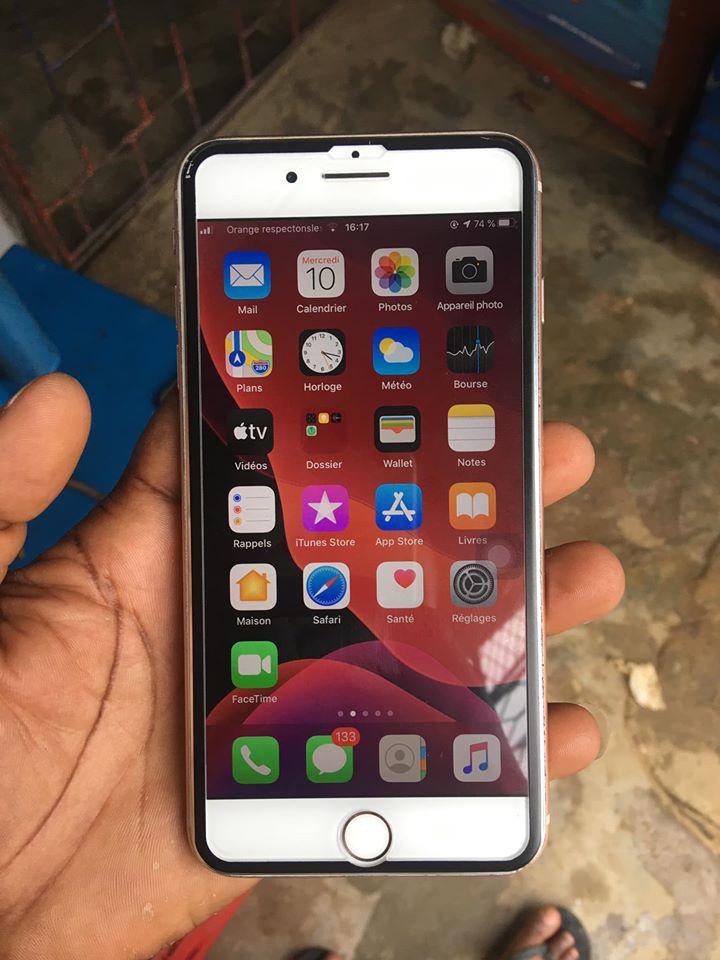 IPhone 8 Plus 64Gb