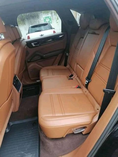 PORSCHE CAYENNE — photo 9