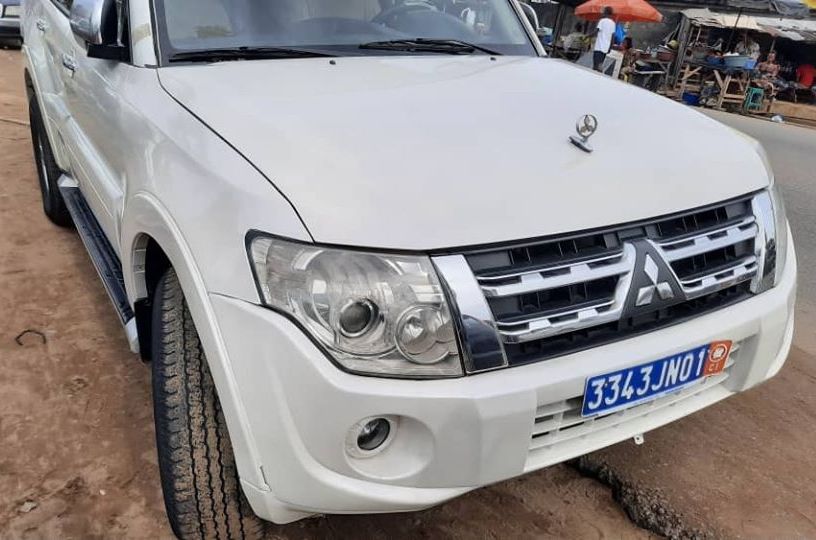 Mitsubishi Pajeros GLS Année 2014 Auto