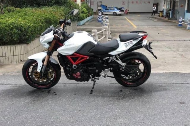 BENELLI — photo 4