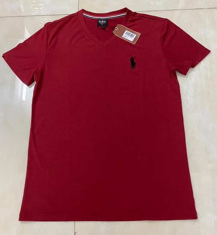 Tee-Shirt Avec Cours V