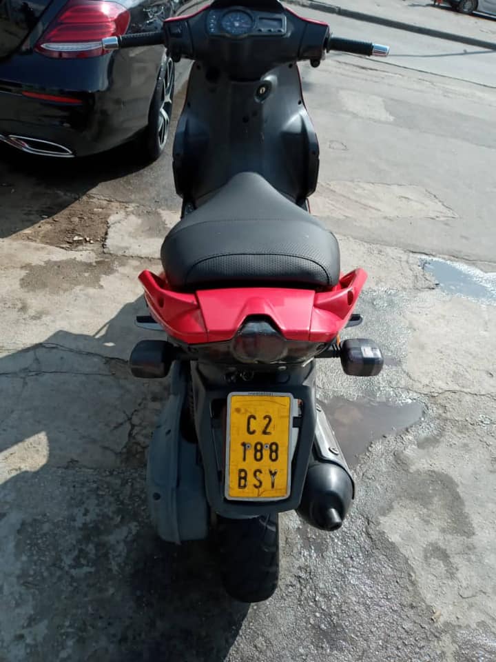 Scooter Moteur 150 — photo 4