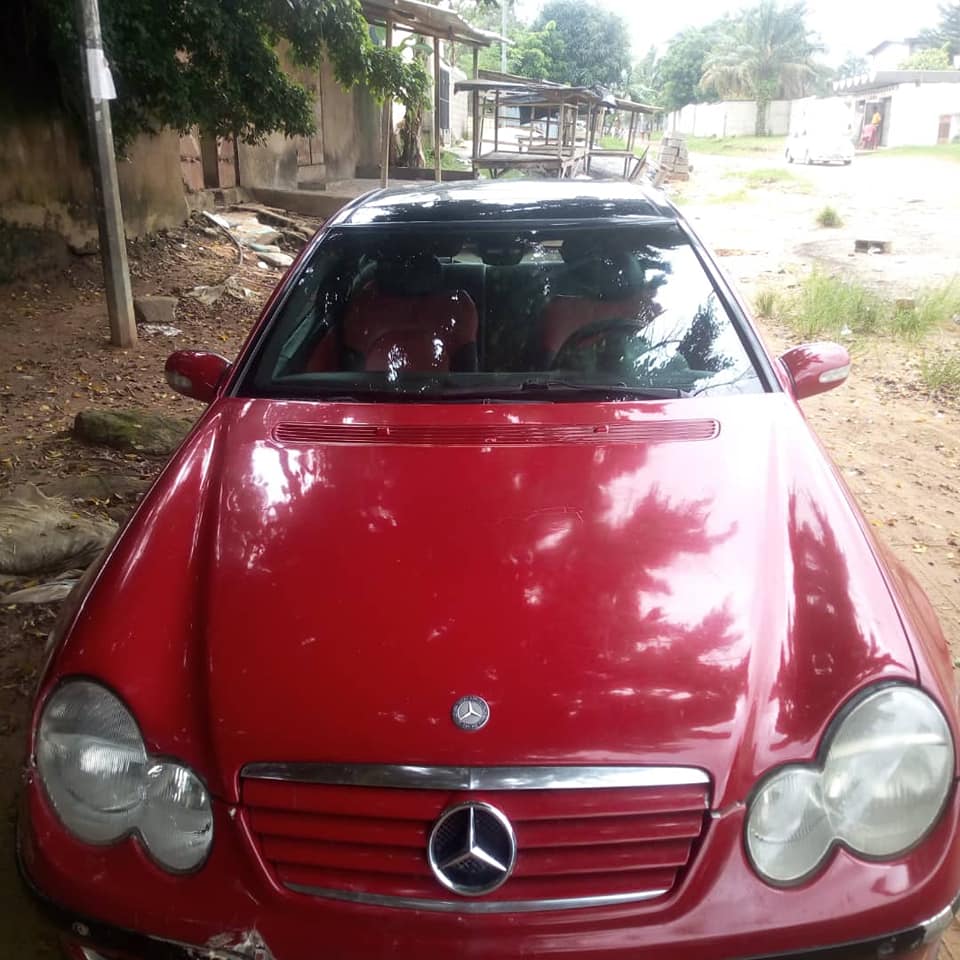 Mercedes Fantôme - Boîte Auto - Essence