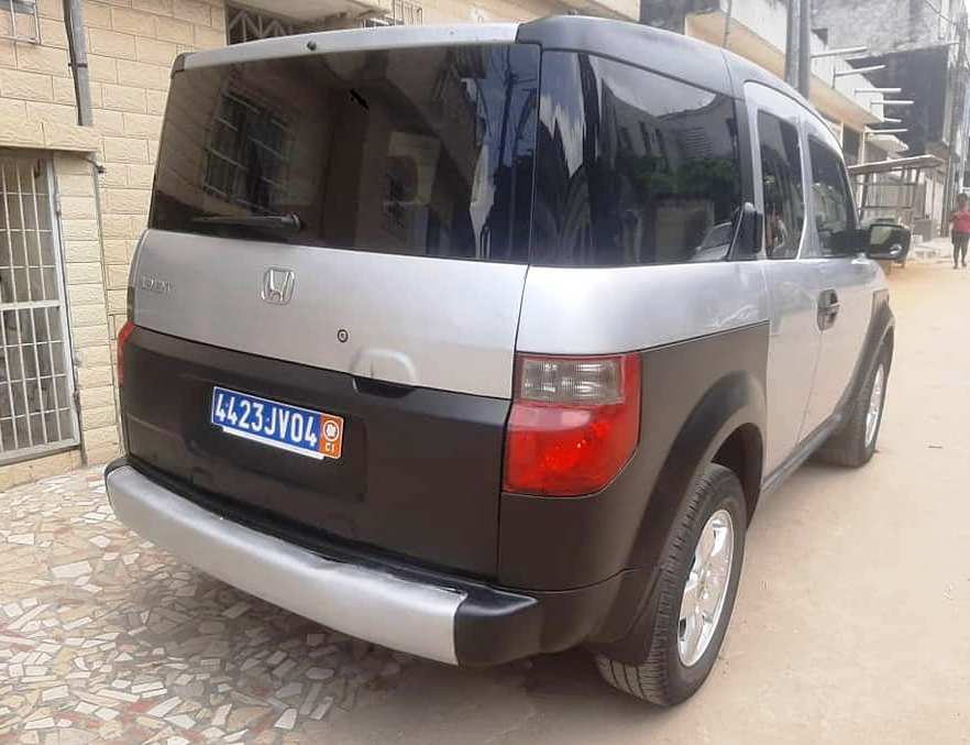 ​​​​​​​Honda Element — photo 3