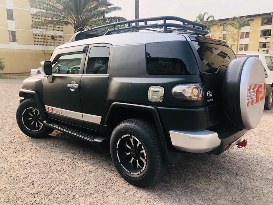 TOYOTA FJ — photo 6