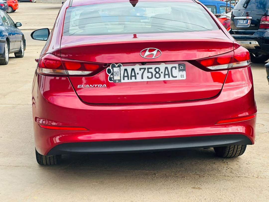 Hyundai Elantra Berline