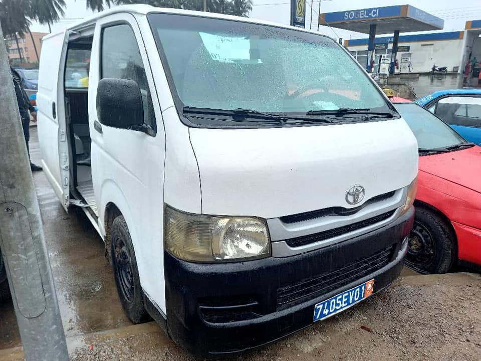 HYUNDAI CRAPAUD