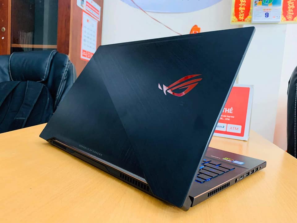 ASUS ROG Zephyrus 15 Pouces — photo 2