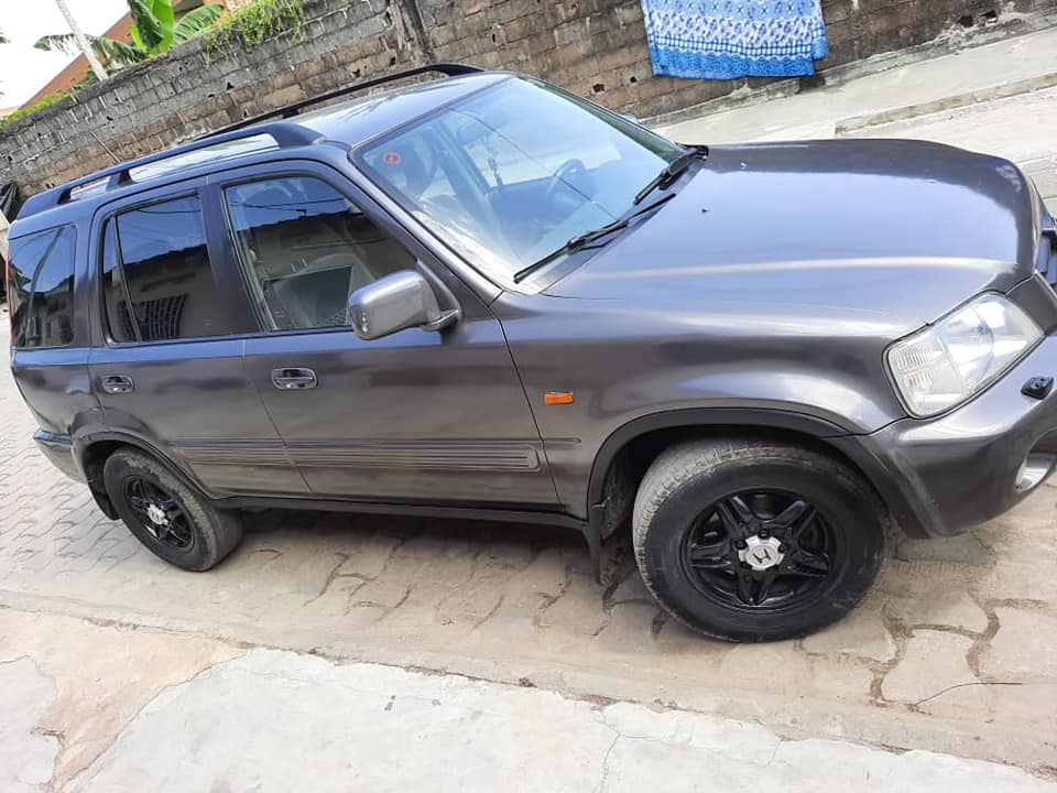 HONDA CR-V 1