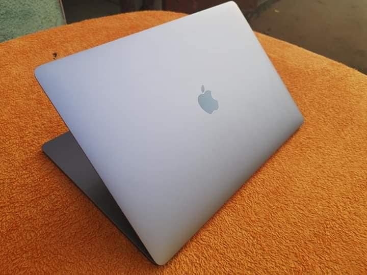 MACBOOK PRO TOUCH BAR CORE I7 Année 2017 — photo 4