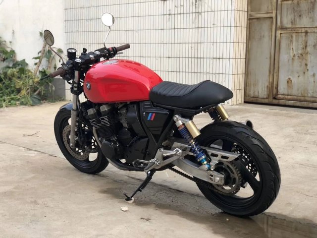 BMW — photo 4