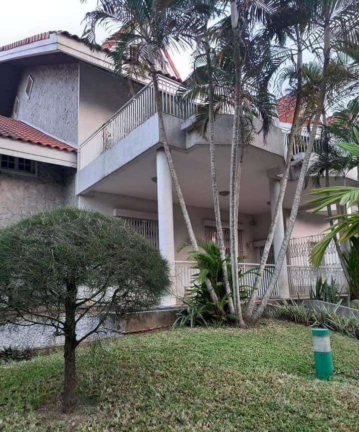 Luxueuse Villa Duplex de 13 Pièces — photo 9
