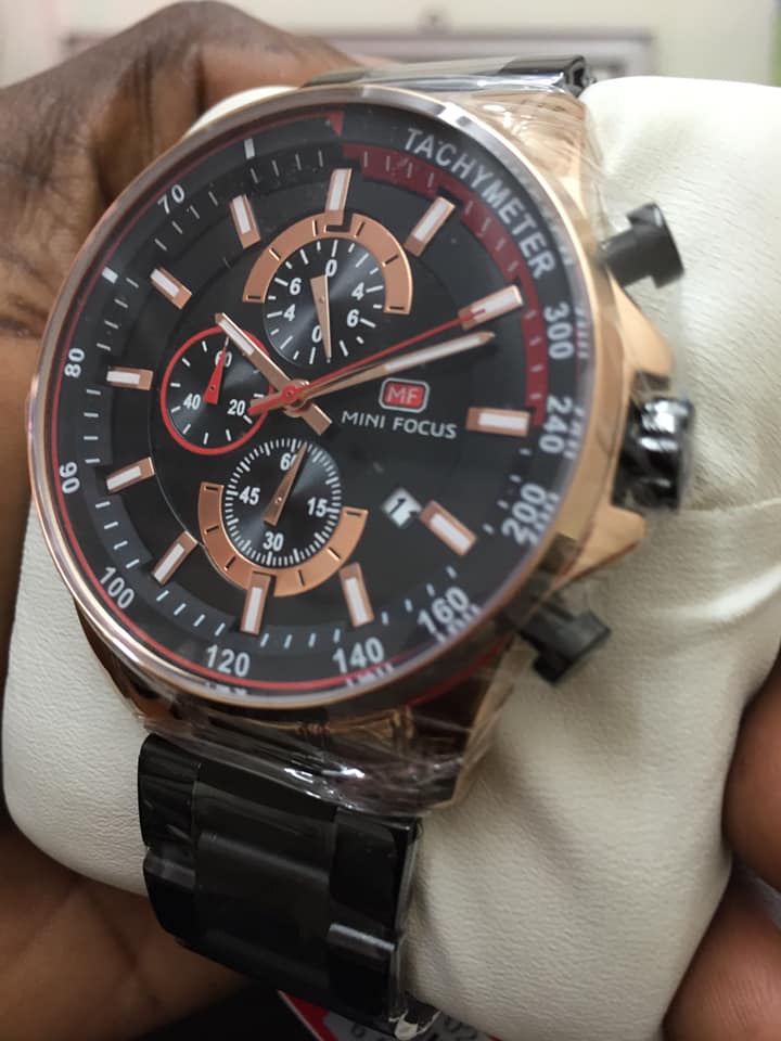 Montres — photo 2
