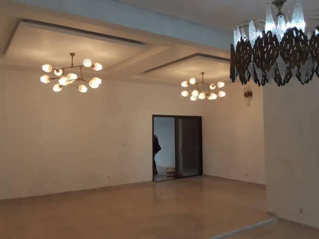 Villa Duplex Haut Standing de 14 Pièces — photo 13