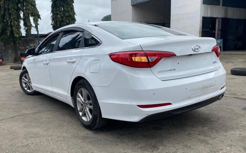 Hyundai Sonata — photo 5