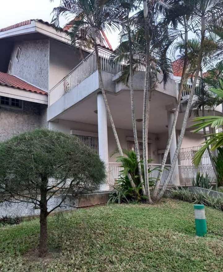 Luxueuse Villa Duplex de 13 Pièces — photo 11