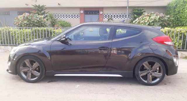 HYUNDAI Velaster Turbo 2014 - 2015 — photo 2