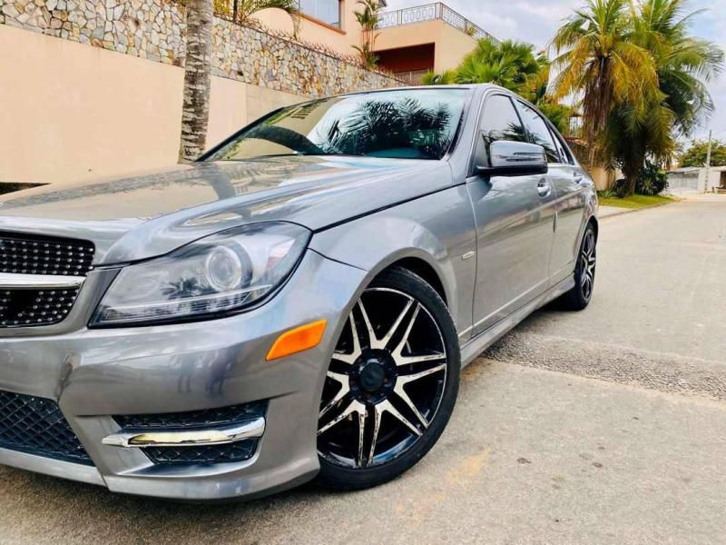 Mercedes-Benz C250 Pack AMG