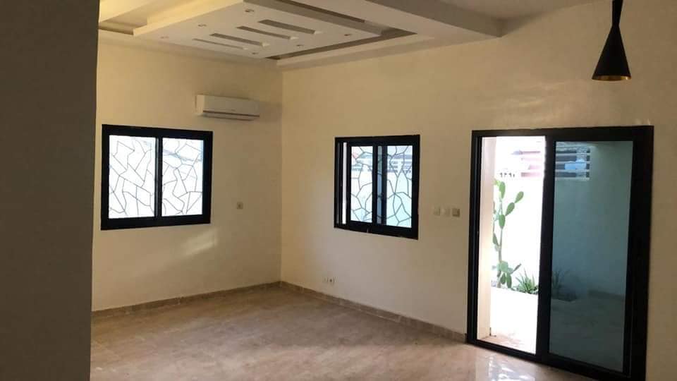 Villa Basse 4 Pièces - Faya Cité féh Késsé — photo 3