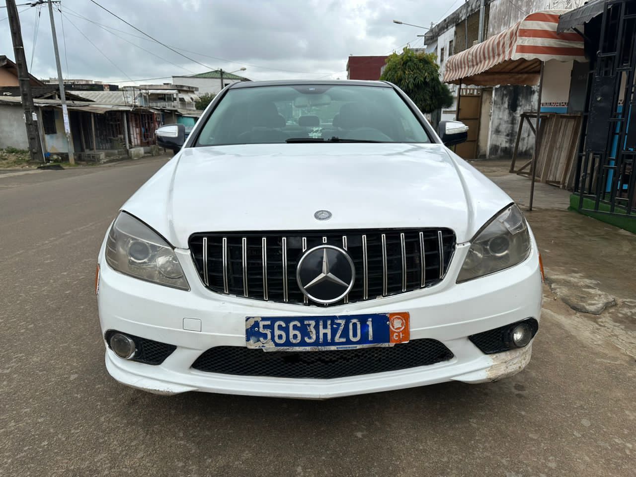 C300