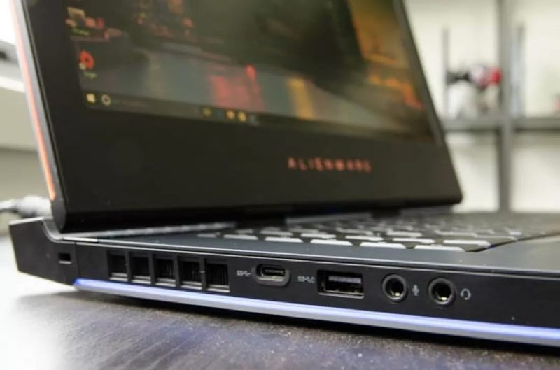 Dell Alienware 15 R3 — photo 6