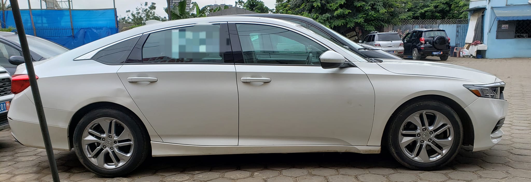 HONDA ACCORD — photo 2